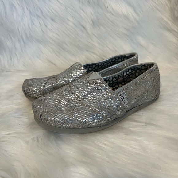 Toms sparkly shoes size 7.5 - Picture 1 of 5